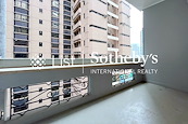 Hillview 半山樓 | Balcony off Living and Dining Room