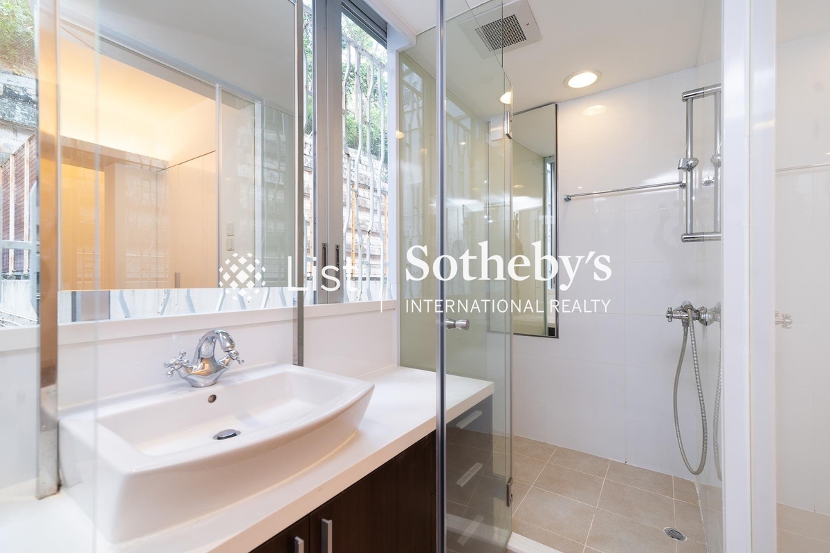 Kam Yuen Mansion 錦園大廈 | Second En-suite Bathroom