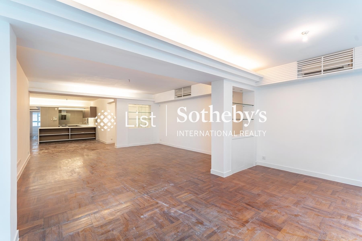 Kam Yuen Mansion 錦園大廈 | Living and Dining Room