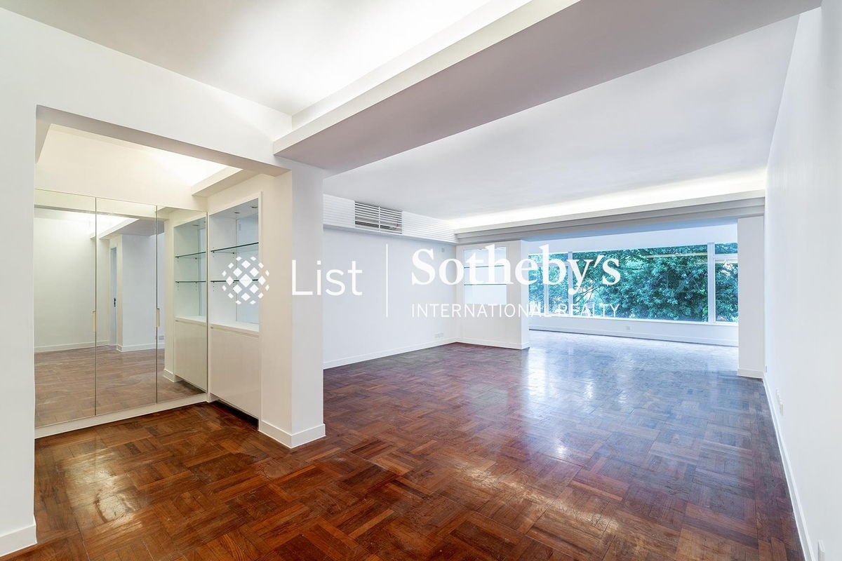 Kam Yuen Mansion 錦園大廈 | Living and Dining Room