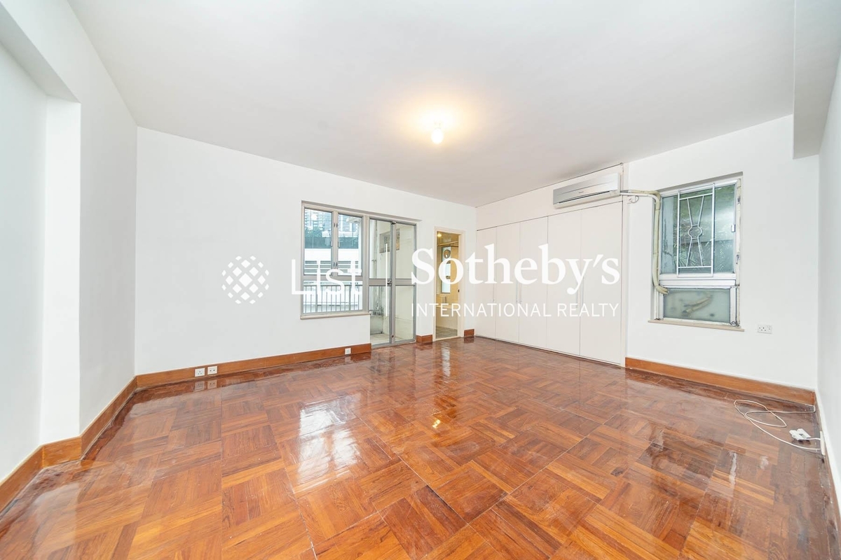 Kam Yuen Mansion 錦園大廈 | Master Bedroom