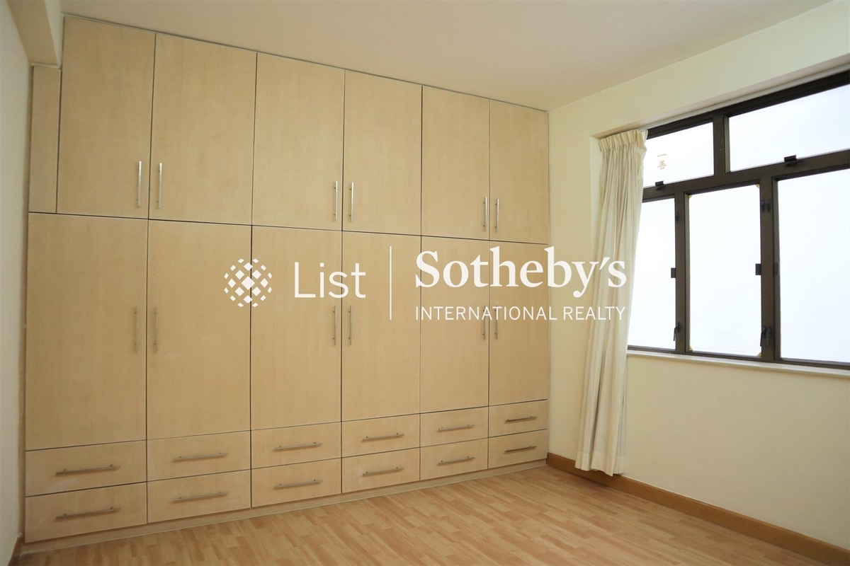 Happy Mansion 快樂大廈 | Master Bedroom