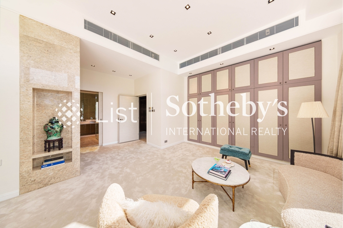 Shouson Peak Shouson Peak | Lounge at Master Bedroom