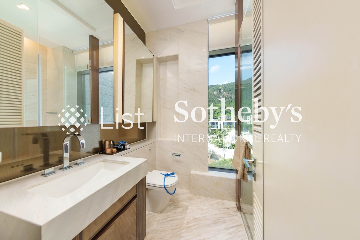 Shouson Peak Shouson Peak | Fifth En-suite Bathroom