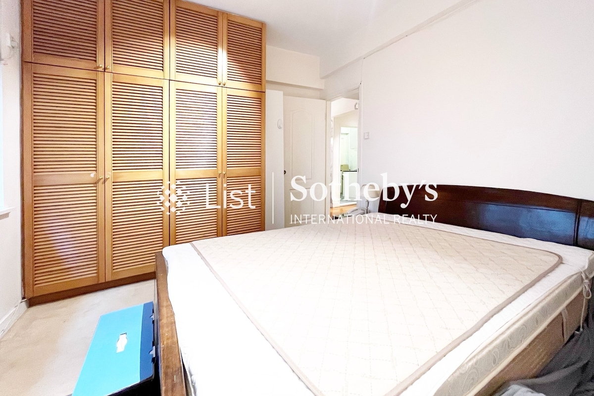 Kam Fai Mansion 錦輝大廈 | Master Bedroom