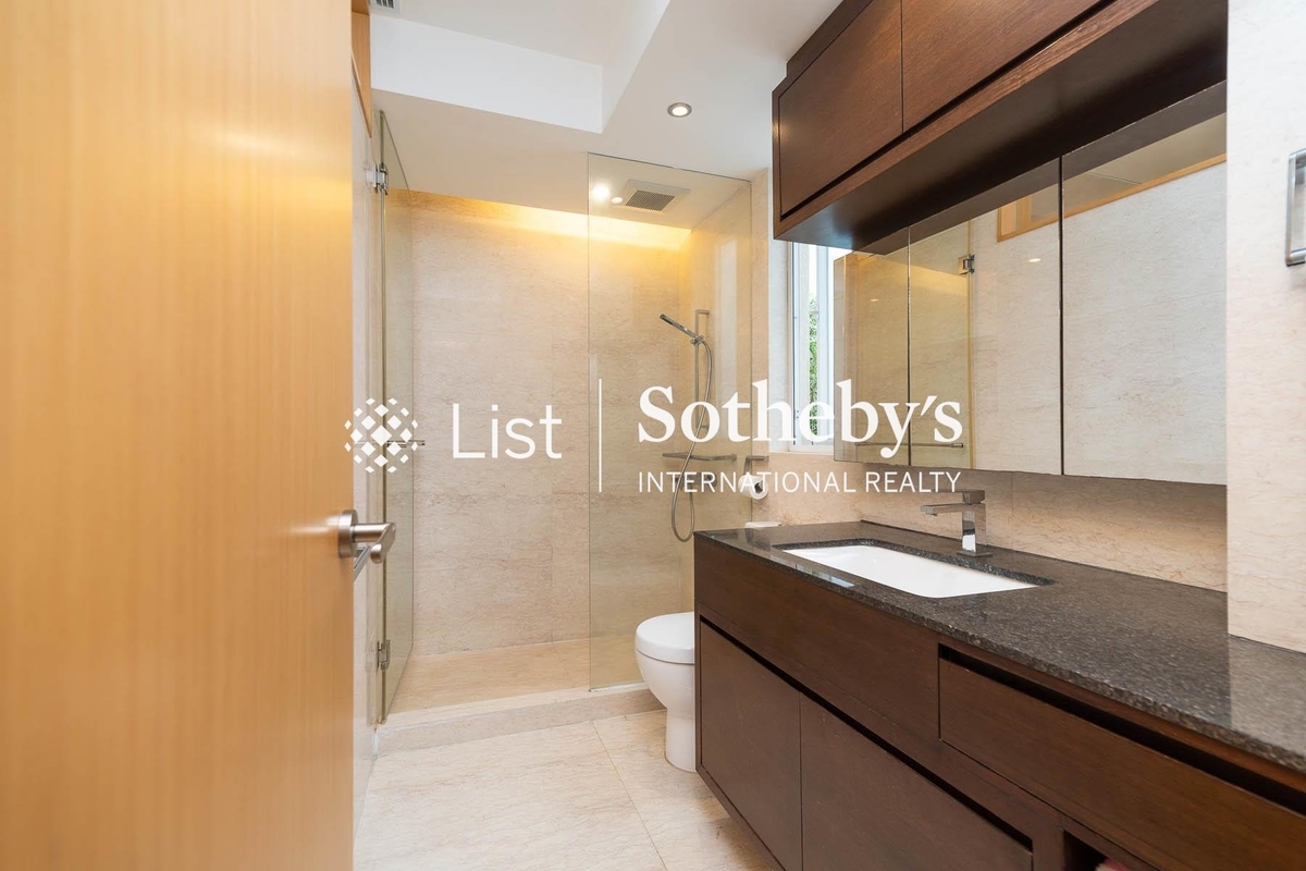 Redhill Peninsula 紅山半島 | Guest Bathroom