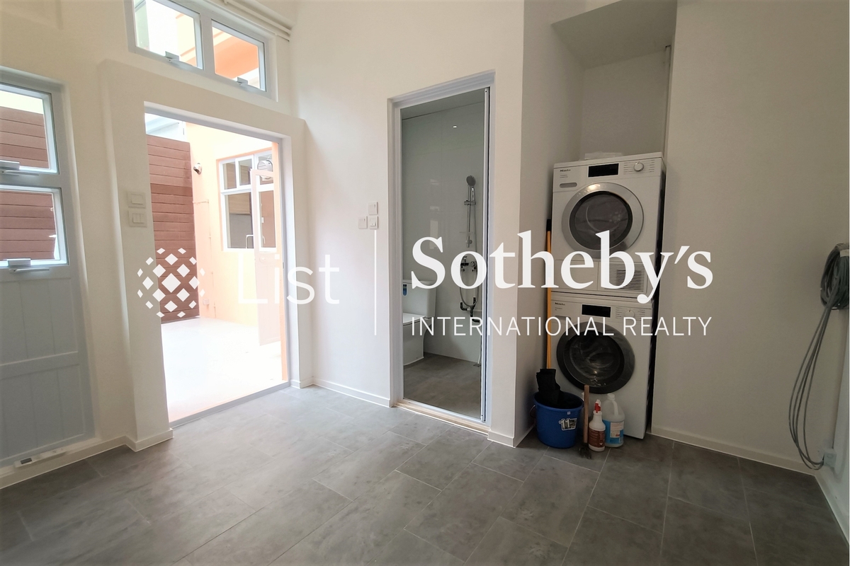 Redhill Peninsula 紅山半島 | Helper Quarter