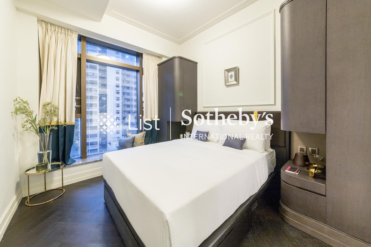 Castle One By V Castle One By V | Second Bedroom