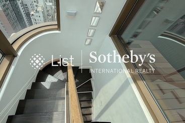 Castle One By V Castle One By V | 