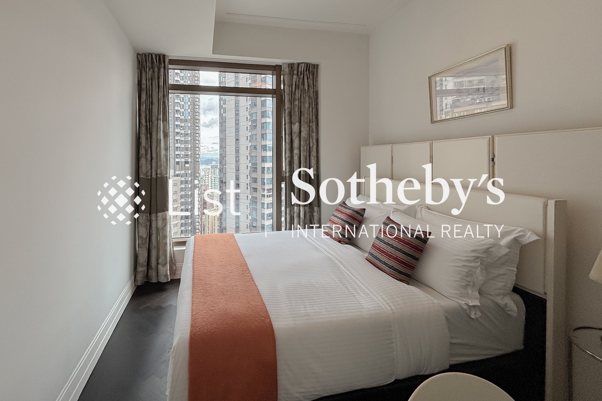 Castle One By V Castle One By V | Second Bedroom