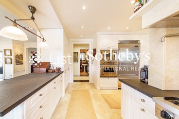 Bowen Mansion 寶雲大廈 | 