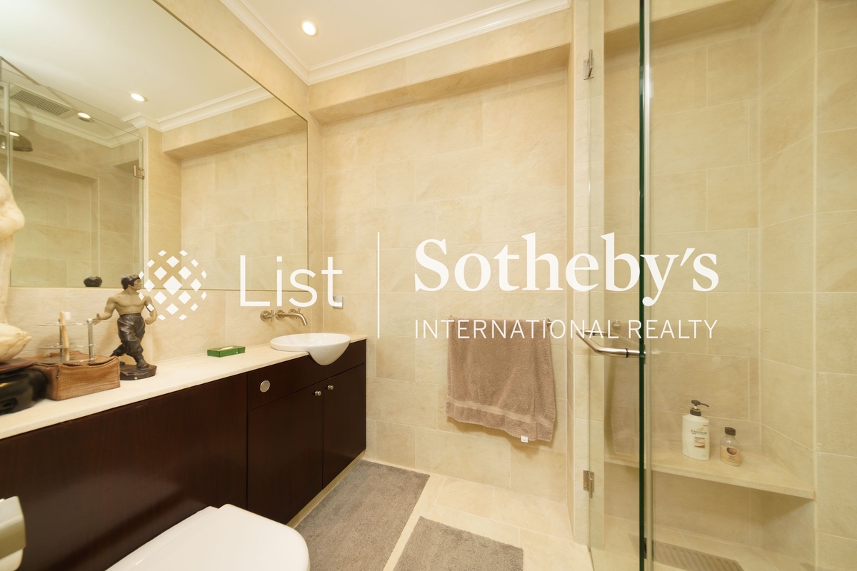 Bowen Mansion 寶雲大廈 | Second En-suite Bathroom