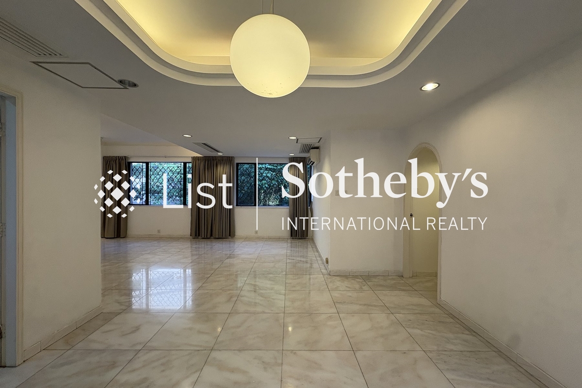 No. 6B-6E Bowen Road 宝云道6B-6E号 | Living and Dining Room