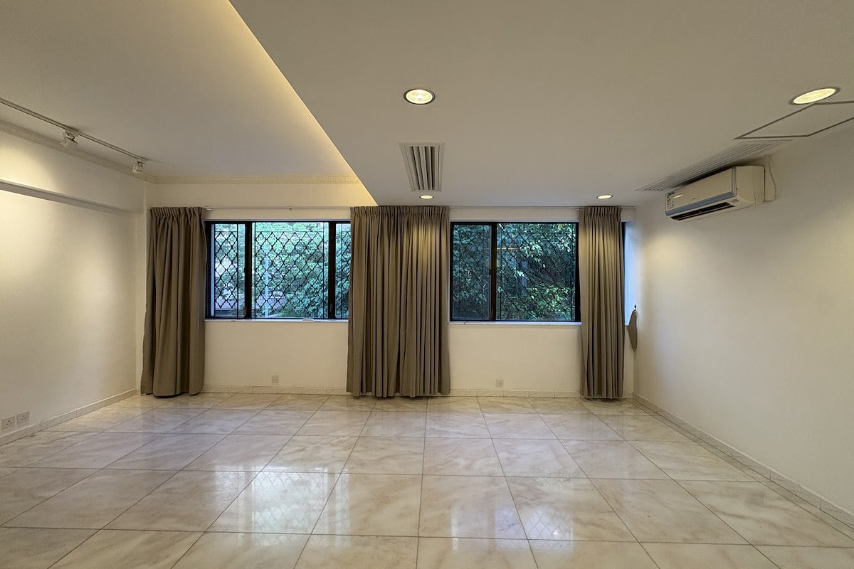 No. 6B-6E Bowen Road 宝云道6B-6E号 | Living and Dining Room