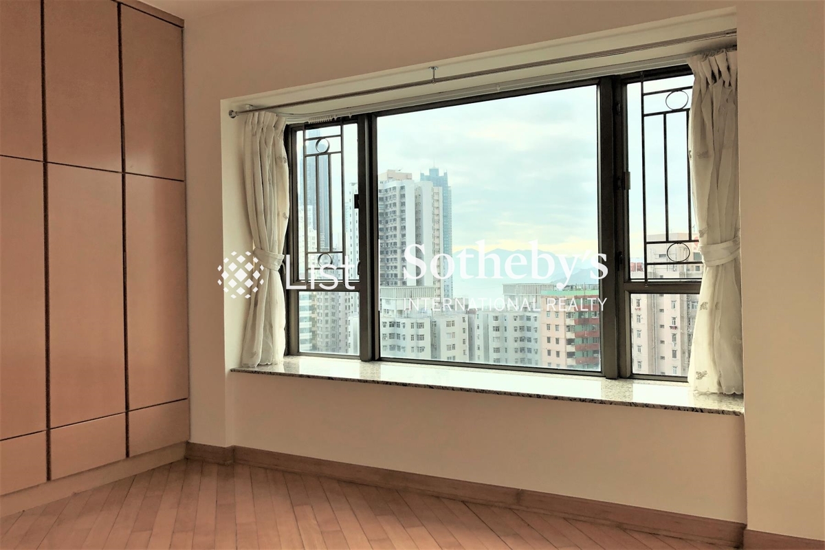 The Belcher's 寶翠園 | Master Bedroom