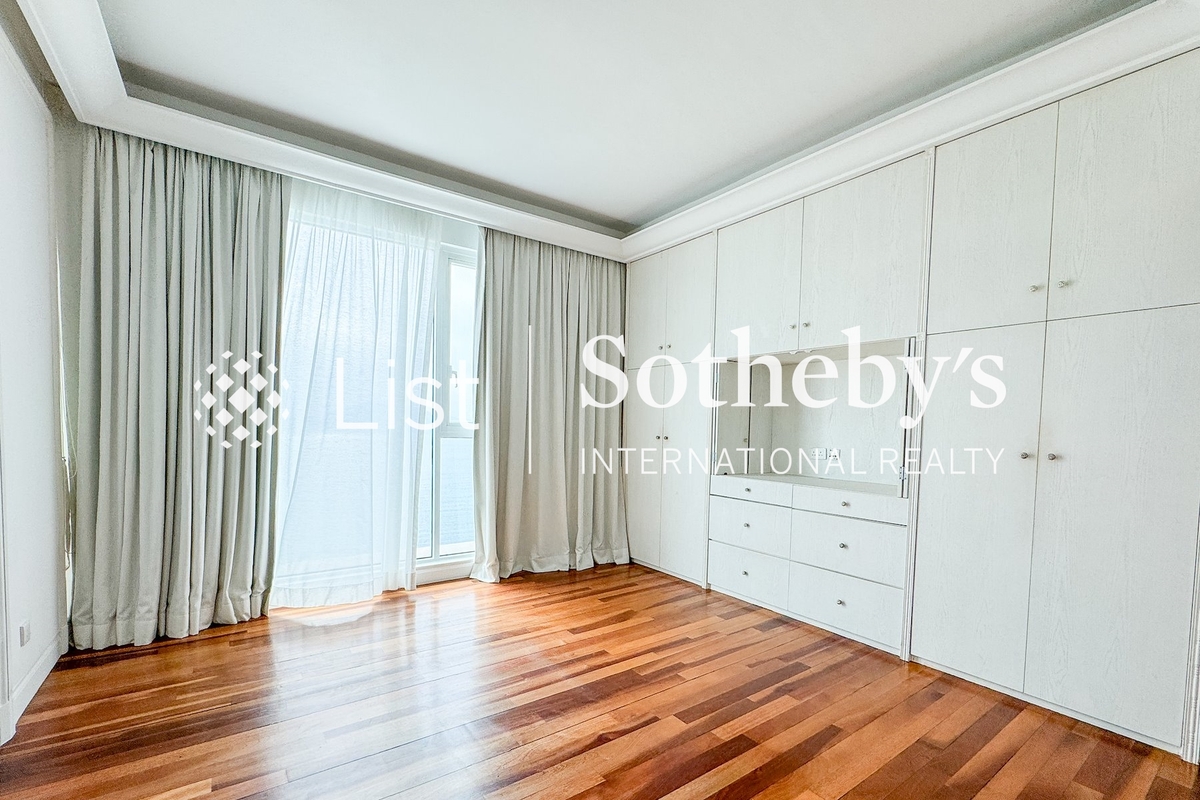 Bluewater Bluewater | Master Bedroom