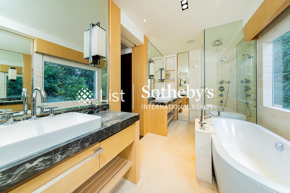 Bo Kwong Apartments 寶光大廈 | Master Bathroom