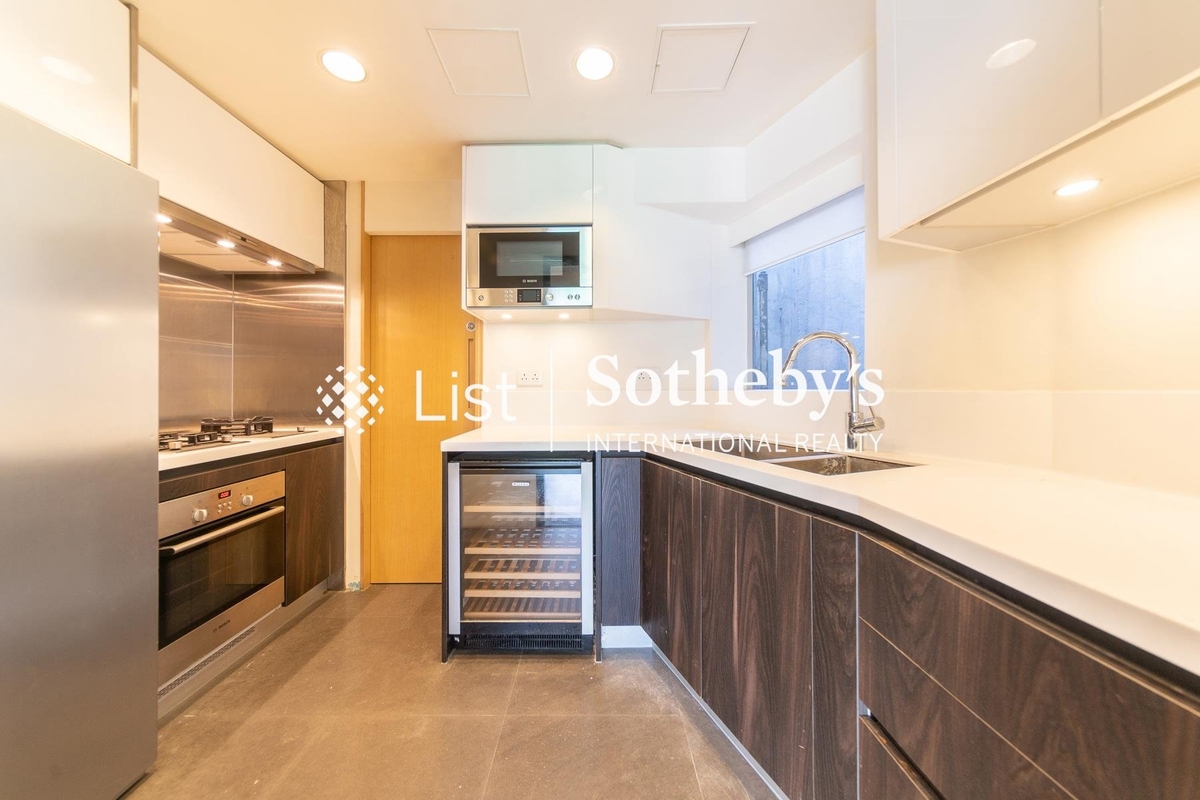 Bo Kwong Apartments 寶光大廈 | Kitchen