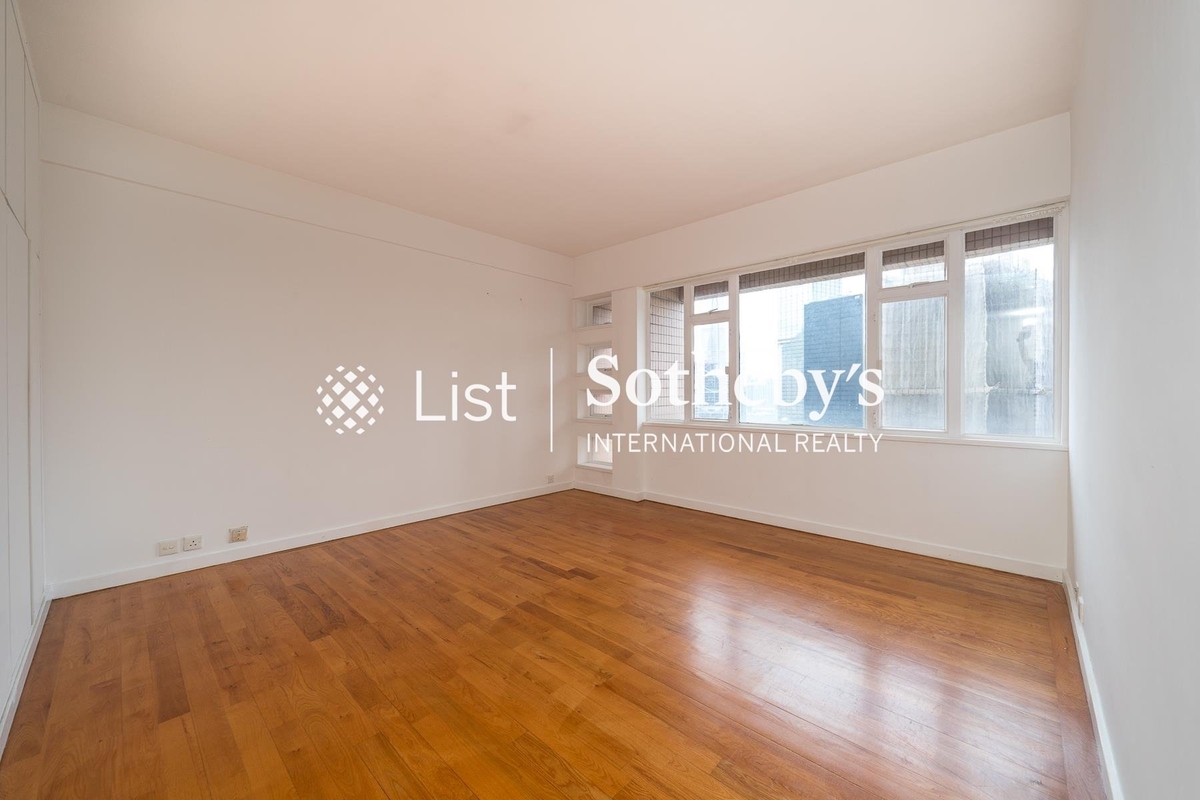 No. 6A Bowen Road 寳雲道6A號 | Master Bedroom