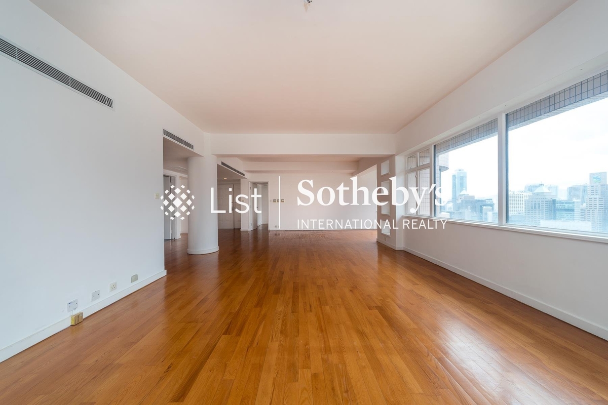 No. 6A Bowen Road 寳雲道6A號 | Living and Dining Room