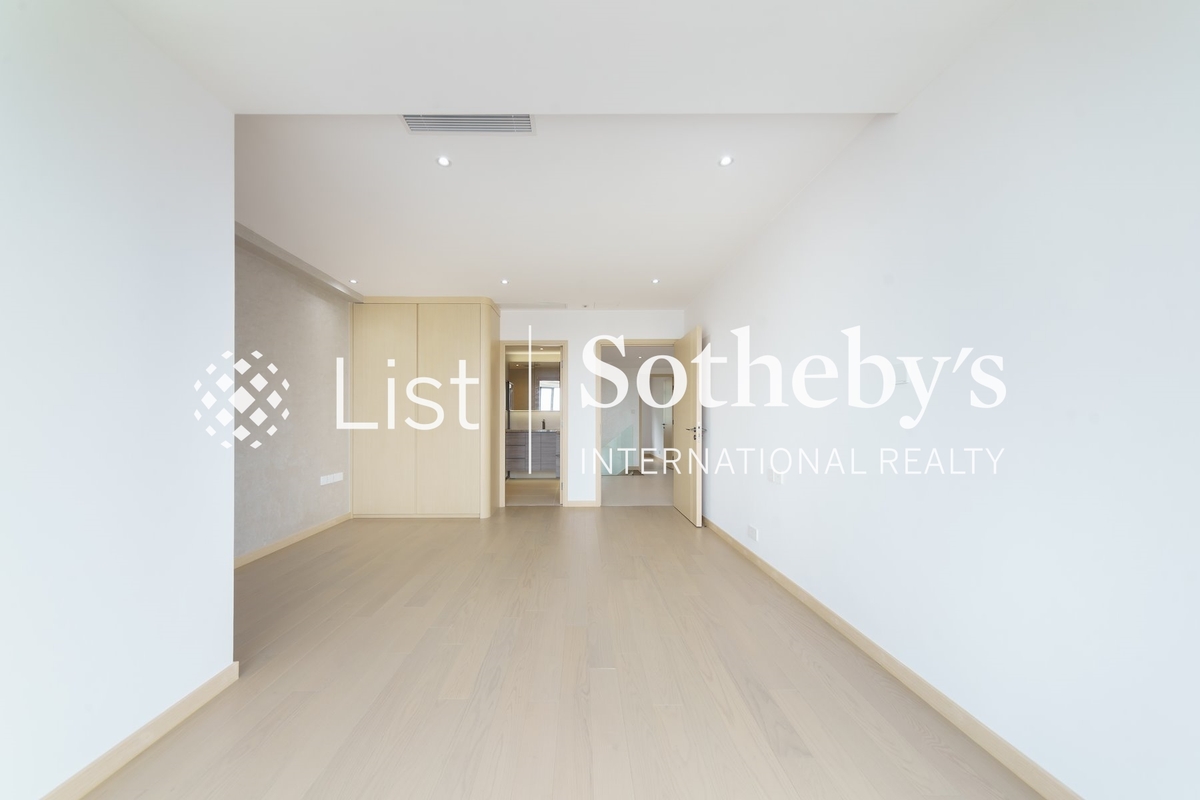 No. 6A Bowen Road 寳雲道6A號 | Second Ensuite Bedoom