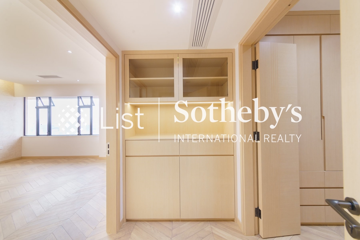 No. 6A Bowen Road 寳雲道6A號 | Master Bedroom