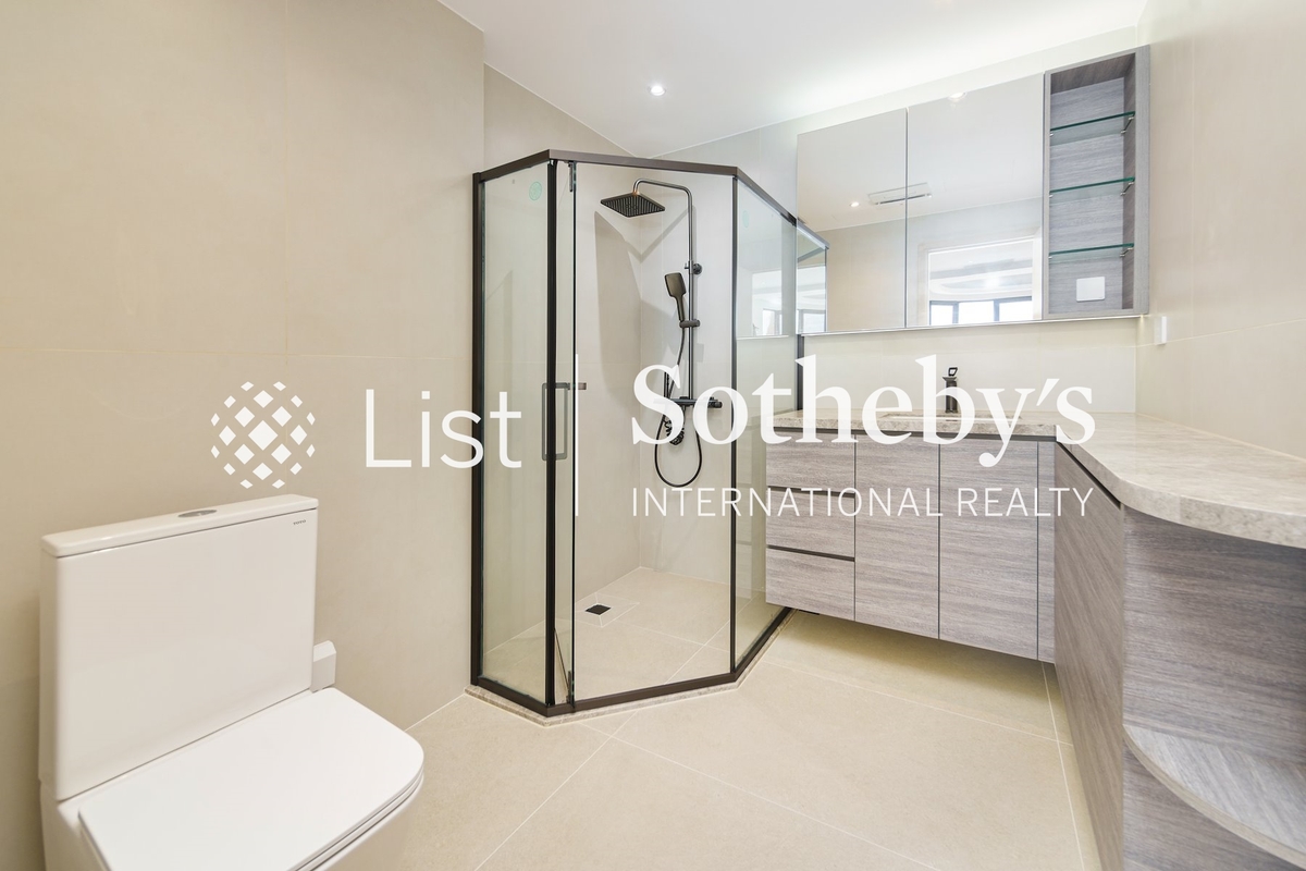 No. 6A Bowen Road 寳雲道6A號 | Second En-suite Bathroom