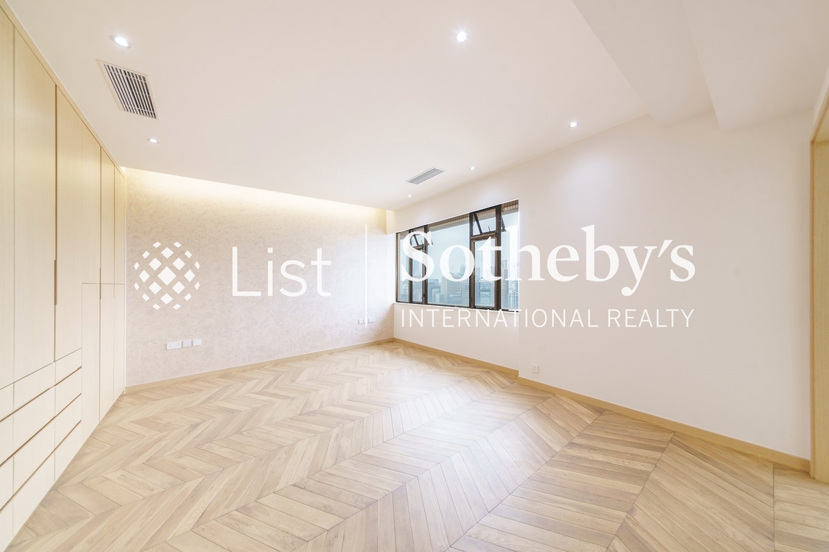 No. 6A Bowen Road 寳雲道6A號 | Master Bedroom