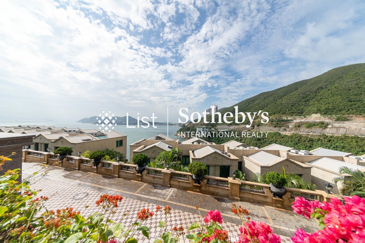 Le Palais 皇府灣 | View from Living and Dining Room