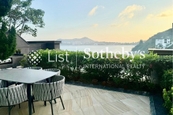 Le Palais 皇府湾 | Private Terrace off Living Room