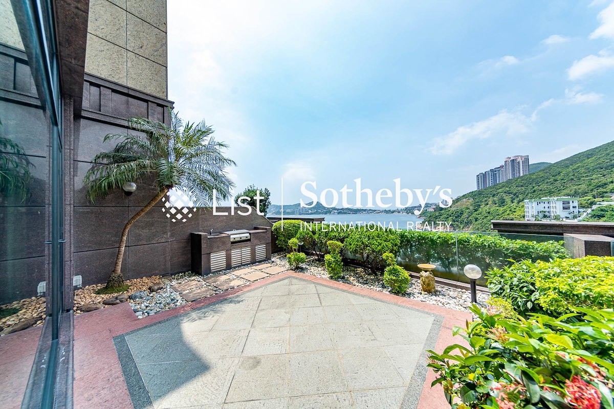 Le Palais 皇府灣 | Private Garden off Living and Dining Room