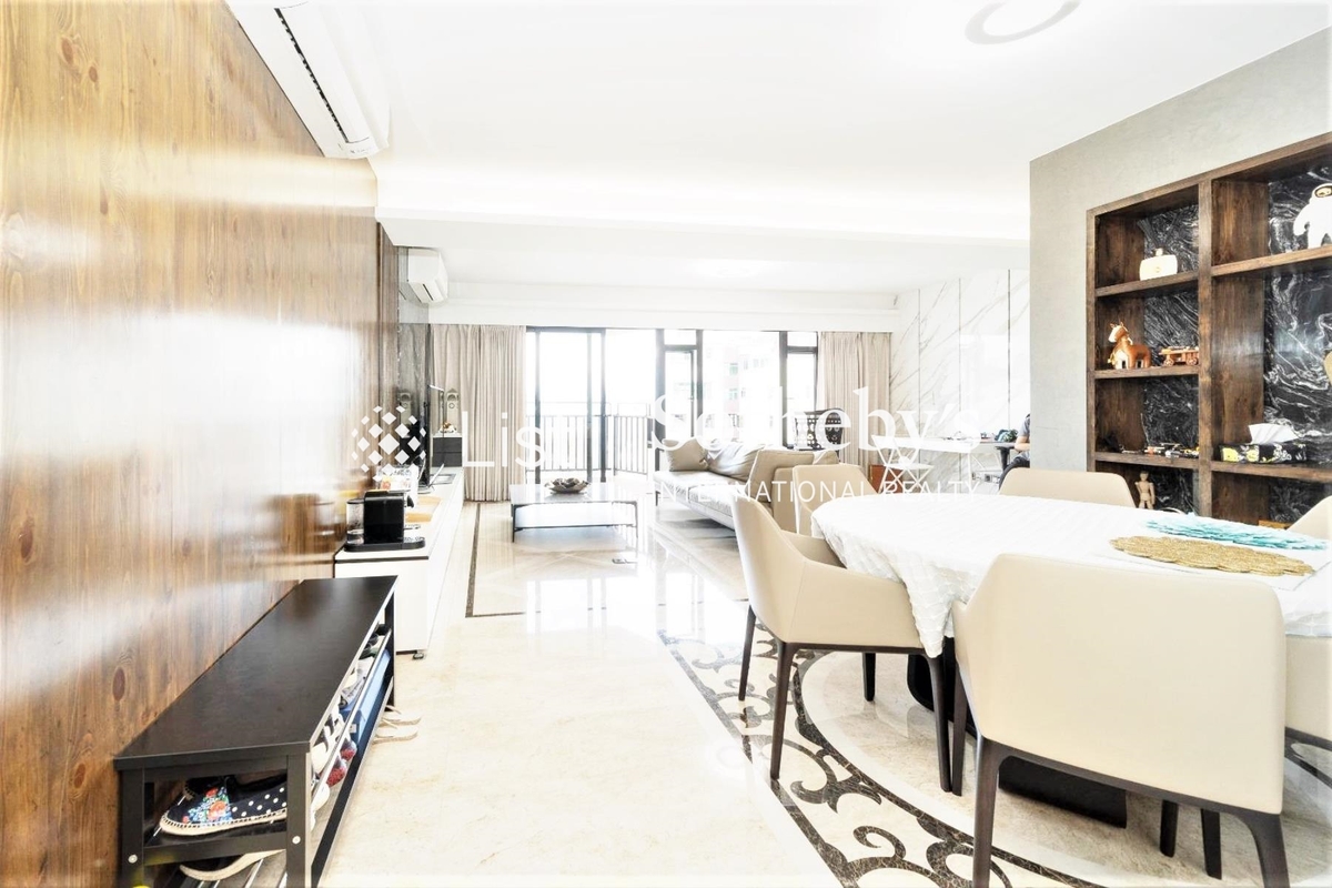 Flora Garden 慧景園 | Living and Dining Room