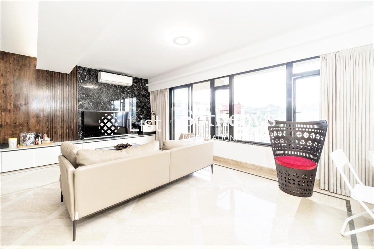 Flora Garden 慧景園 | Living and Dining Room