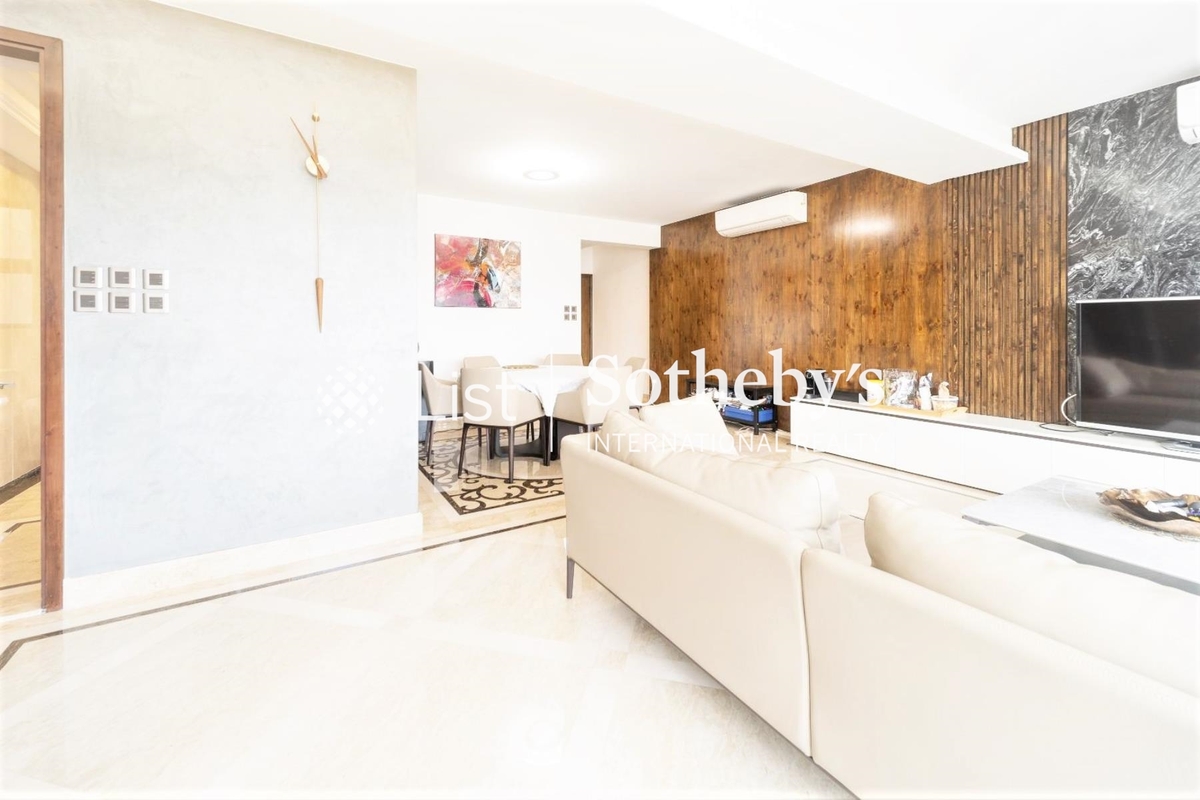 Flora Garden 慧景園 | Living and Dining Room