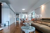 11 Macdonnell Road 麦当劳道11号 | Living and Dining Room