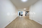 Hillview 半山楼 | Living and Dining Room