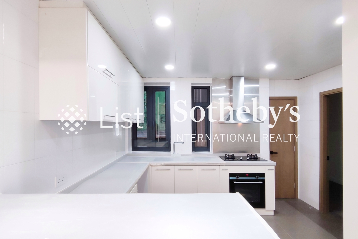 Hillview 半山樓 | Open Kitchen