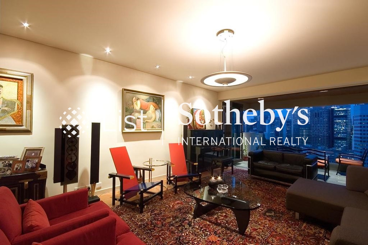 Dragon View 龙景楼 | Living and Dining Room