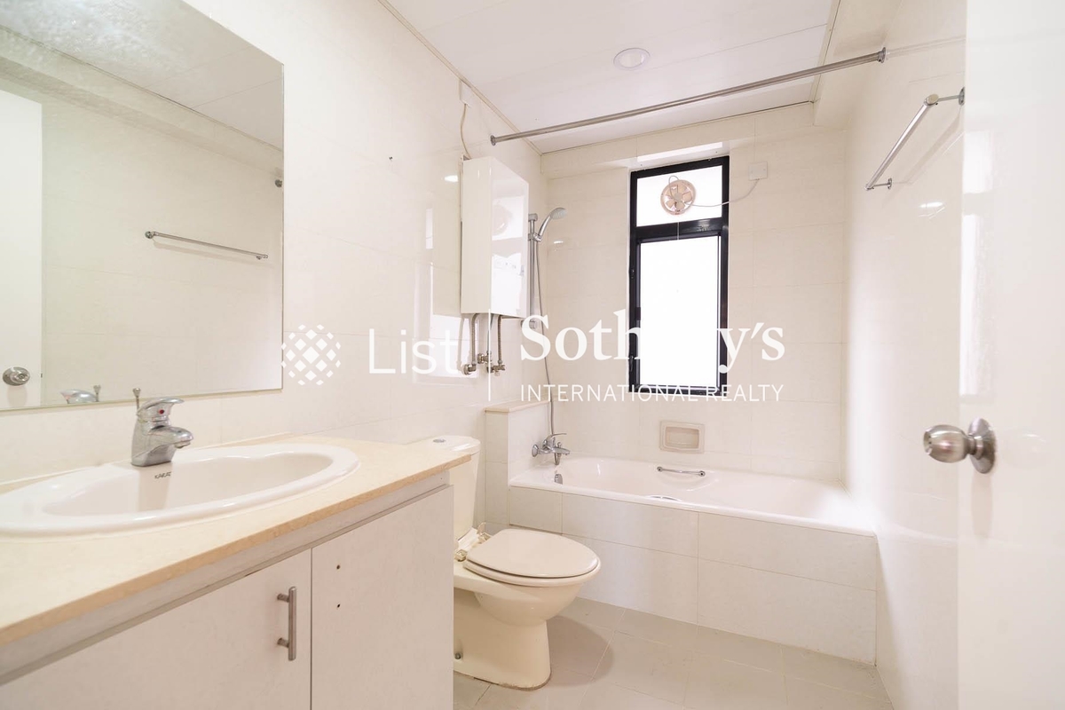 Woodland Garden 肇苑 | Guest Bathroom