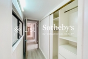 Woodland Garden 肇苑 | Built-in Wardrobe in Master Bedroom 