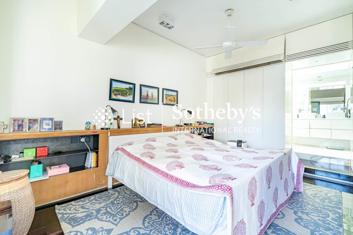 Morning Light Apartment 晨光大厦 | Master Bedroom