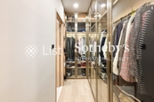 Hong Lok Mansion 康樂大廈 | Walk-in Closet in Master Bedroom 