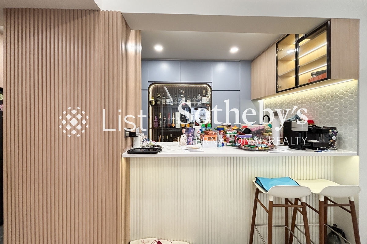 Hong Lok Mansion 康樂大廈 | Dining Room