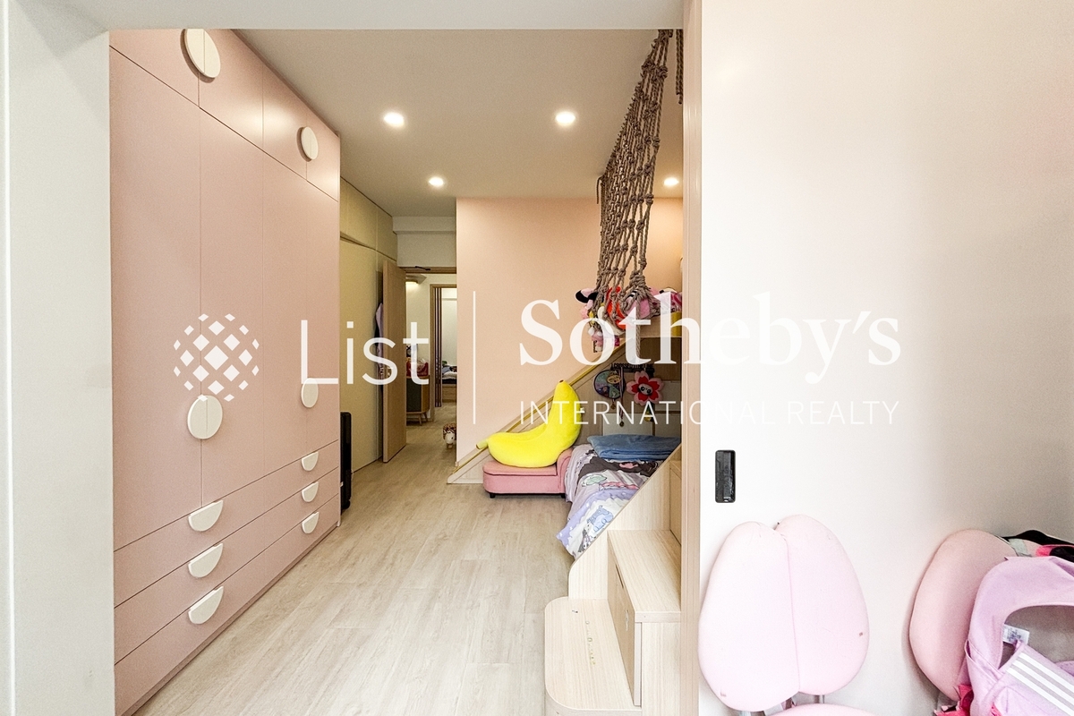 Hong Lok Mansion 康樂大廈 | Second Bedroom