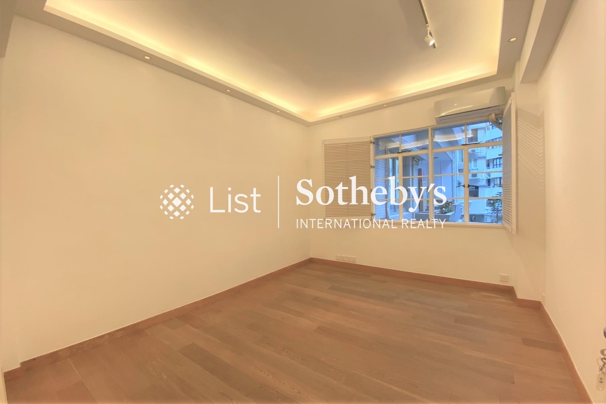 Hong Lok Mansion 康樂大廈 | Second Bedroom