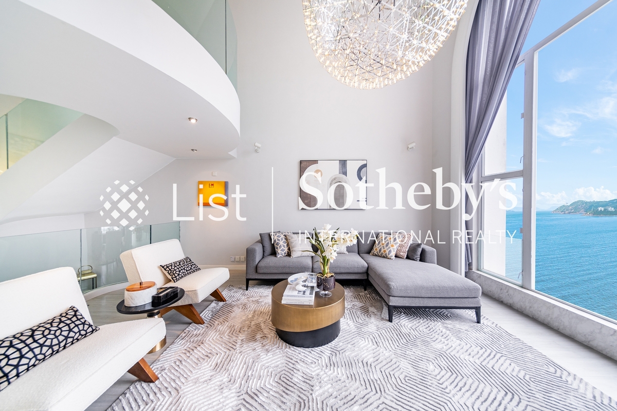 Redhill Peninsula 紅山半島 | Living and Dining Room