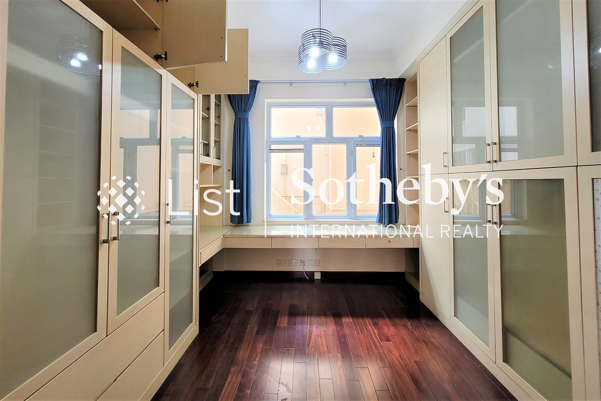 Donnell Court 端纳大厦 | Second Bedroom