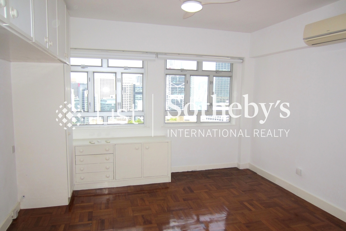 Wing Hong Mansion 永康大廈 | Master Bedroom