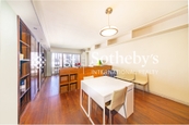 Best View Court 好景大廈 | Living and Dining Room