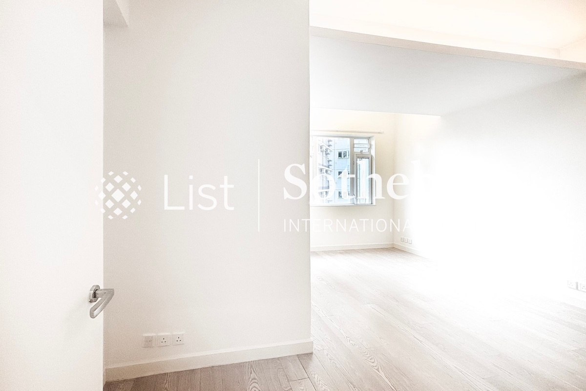 Best View Court 好景大廈 | Master Bedroom